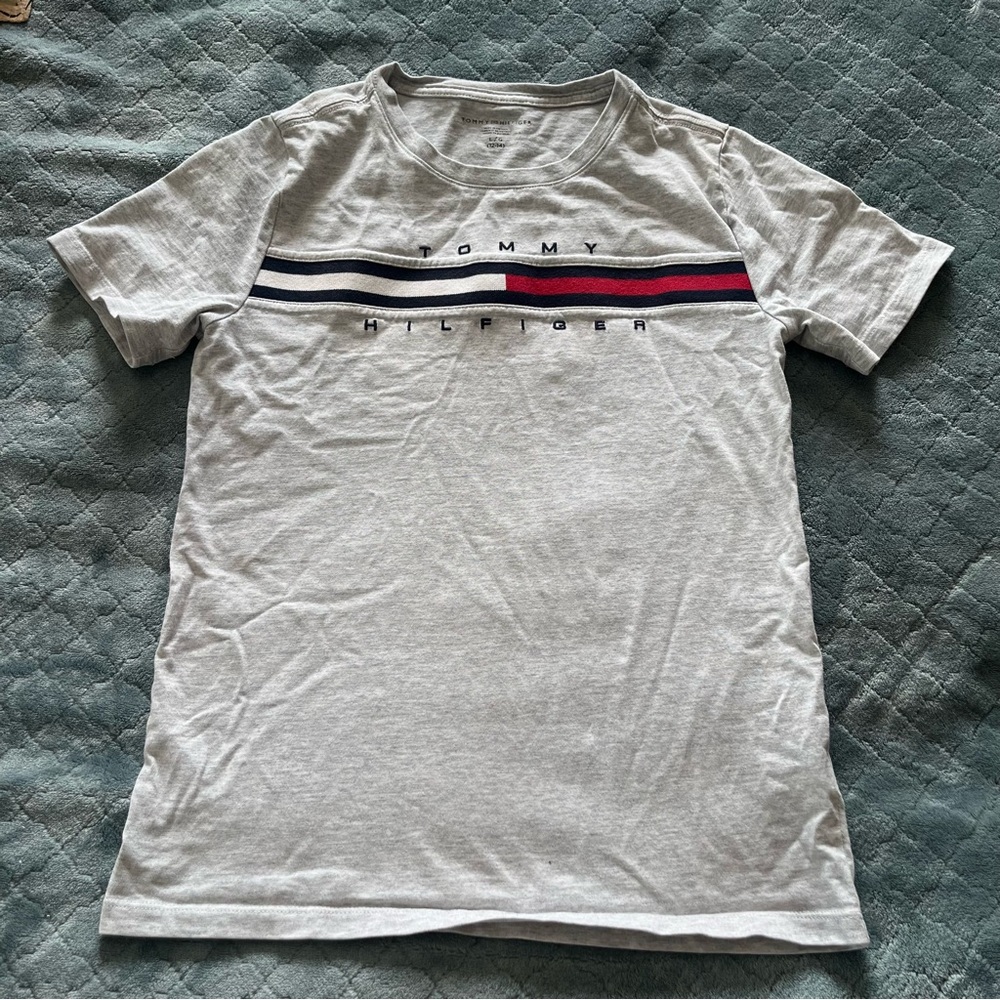 Tommy Hilfiger Gray Short‎ Sleeve Tee Casual Comfort